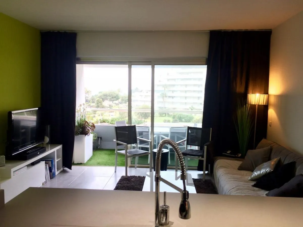 Apartment Appartement 2 Pieces, Clim, Parking, Villeneuve-Loubet Plage - Fr-1-252A-28 France